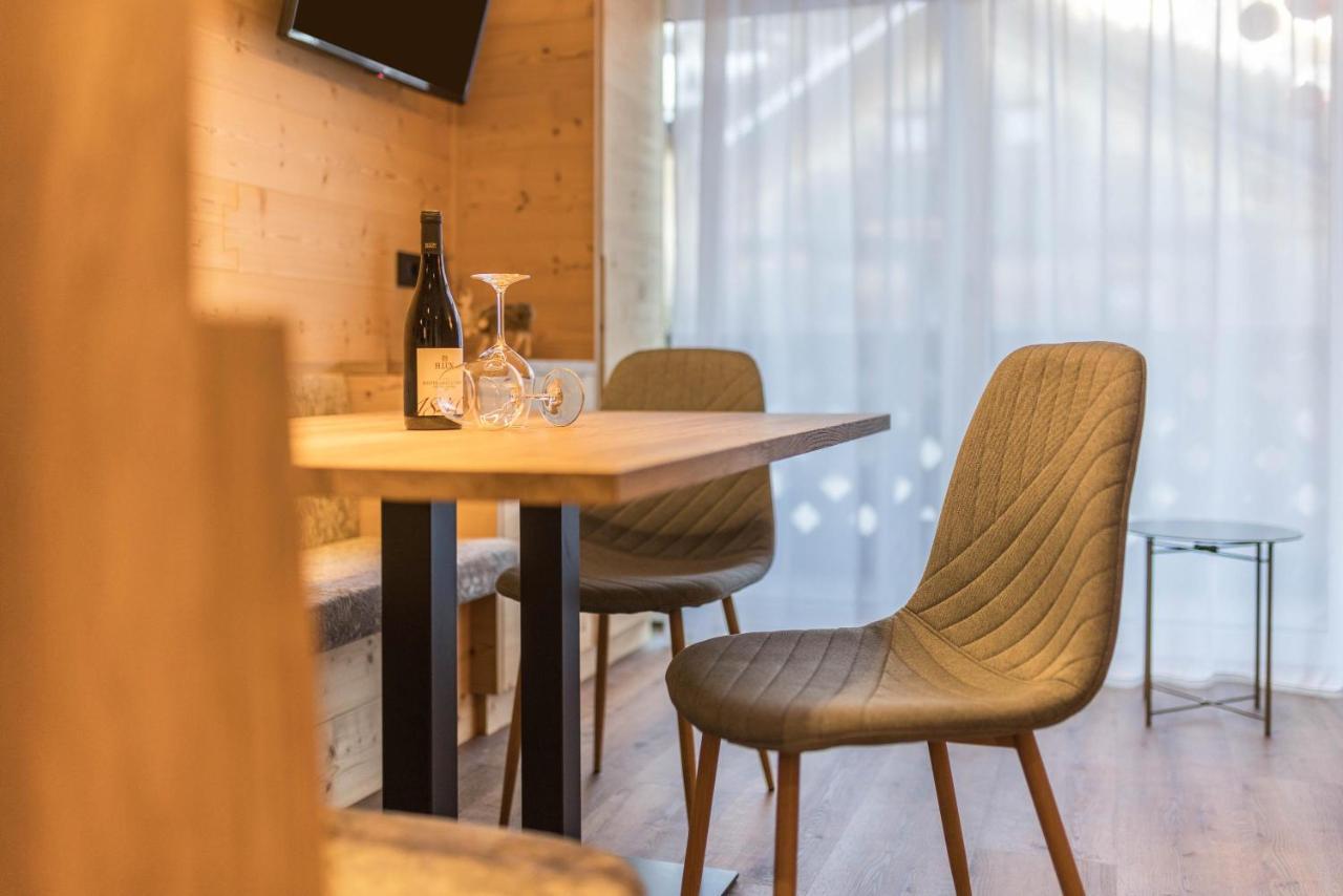 Apartments Armeri Blue Dolomites サン・ヴィジリオ・ディ・マレッベ エクステリア 写真